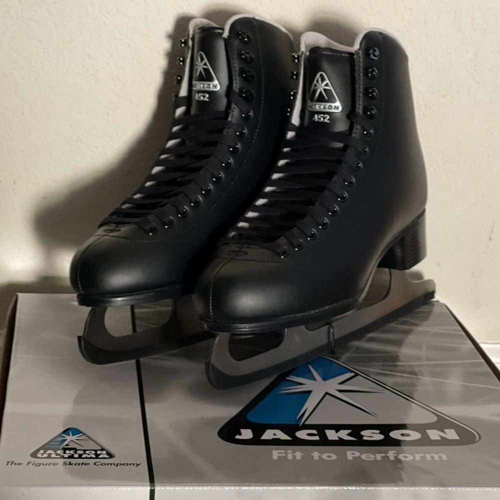Jackson Ultima 452 Men’s ice skates (black)